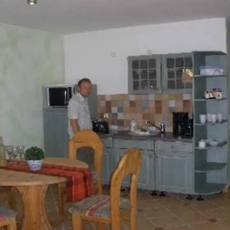 Fine Und Luise Mit Fahrradverleih